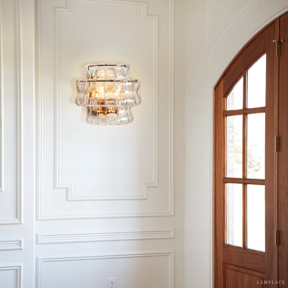 Ghiaccio Textured Glass Wall Sconce