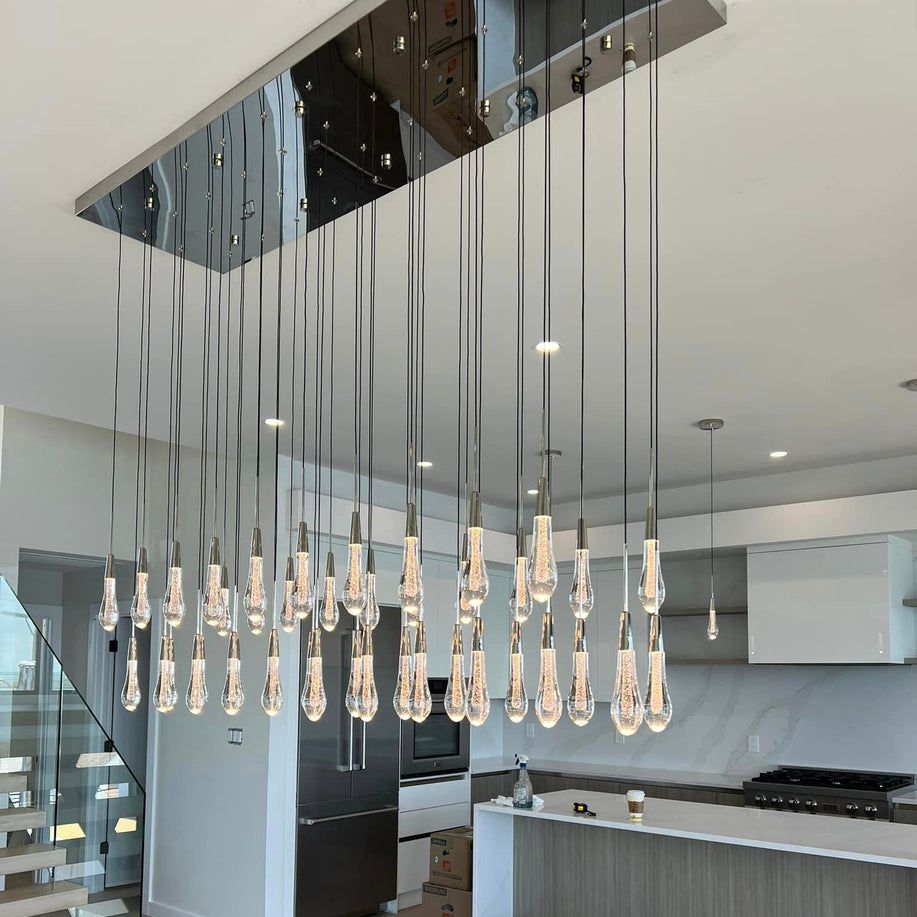 Soltaire Raindrop Glass Linear Chandelier