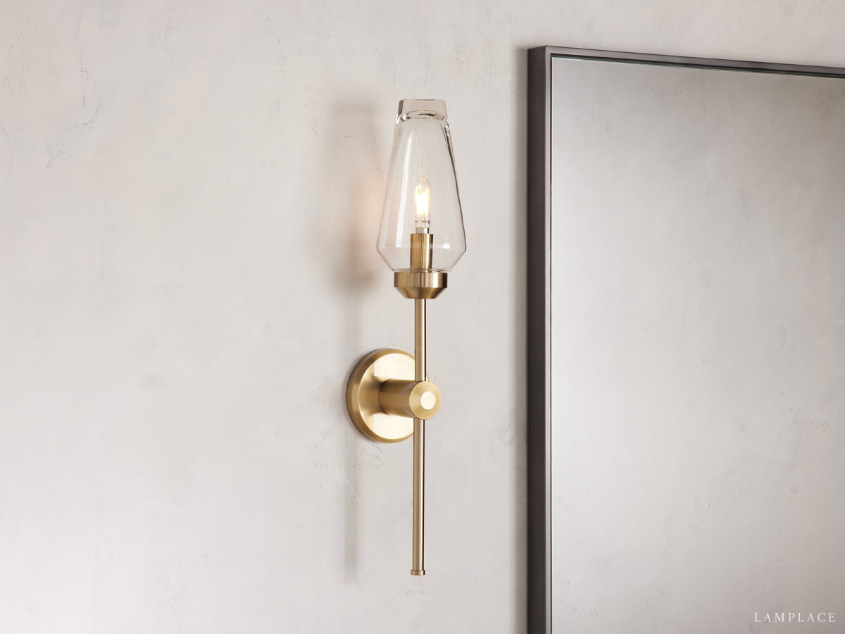 Arrow Minimal Focal Wall Light