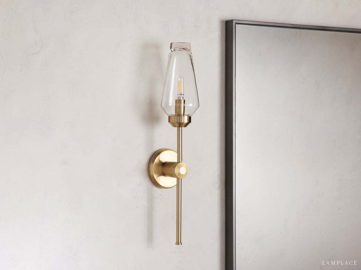 Arrow Minimal Focal Wall Light