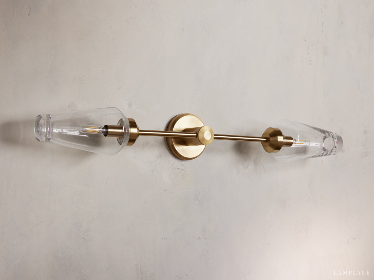 Arrow Minimal Focal Wall Light