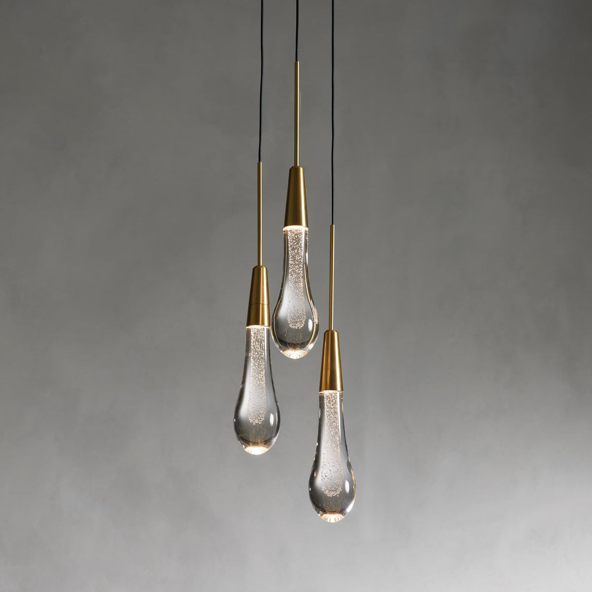 Soltaire Raindrop Glass Cluster Pendant Light