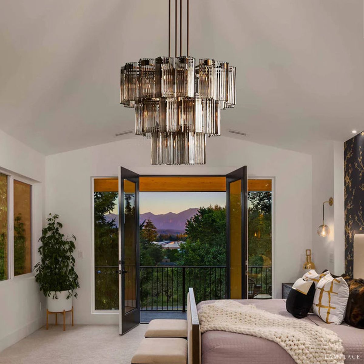 Delsie Vintage Glass Round Chandelier