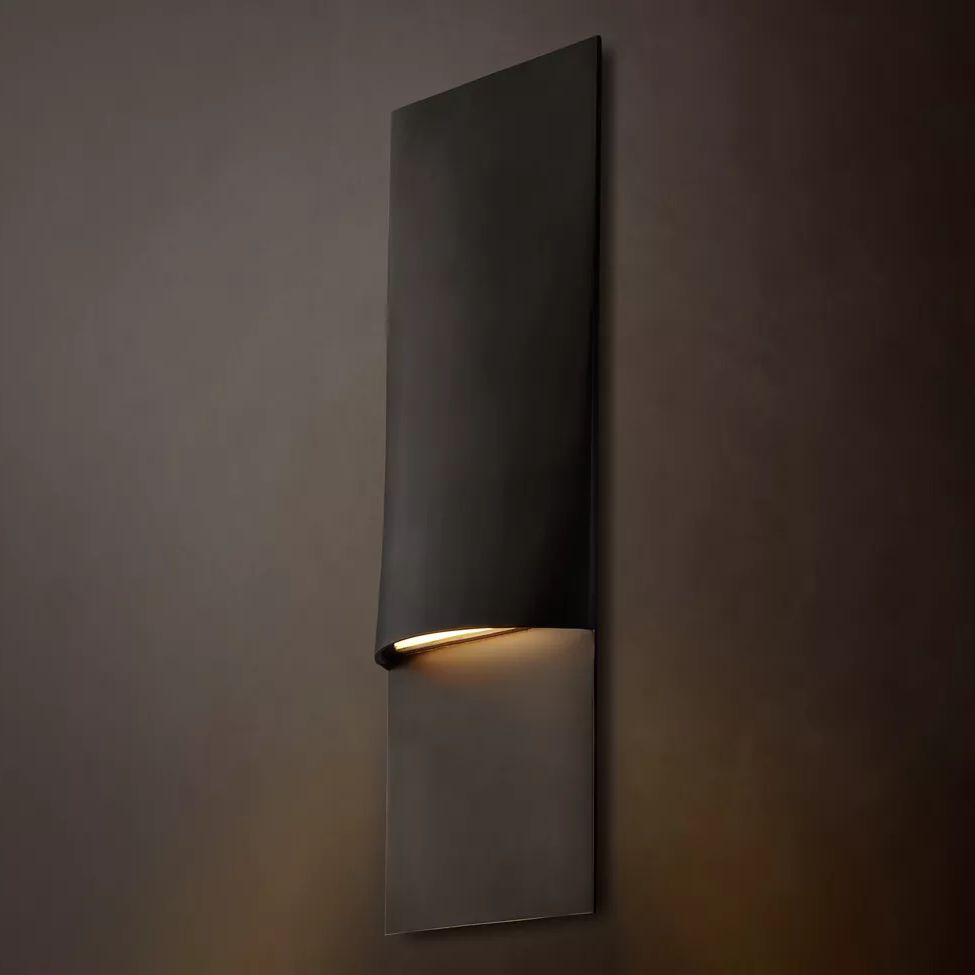 Tarek Beam Form Grand Wall Sconce