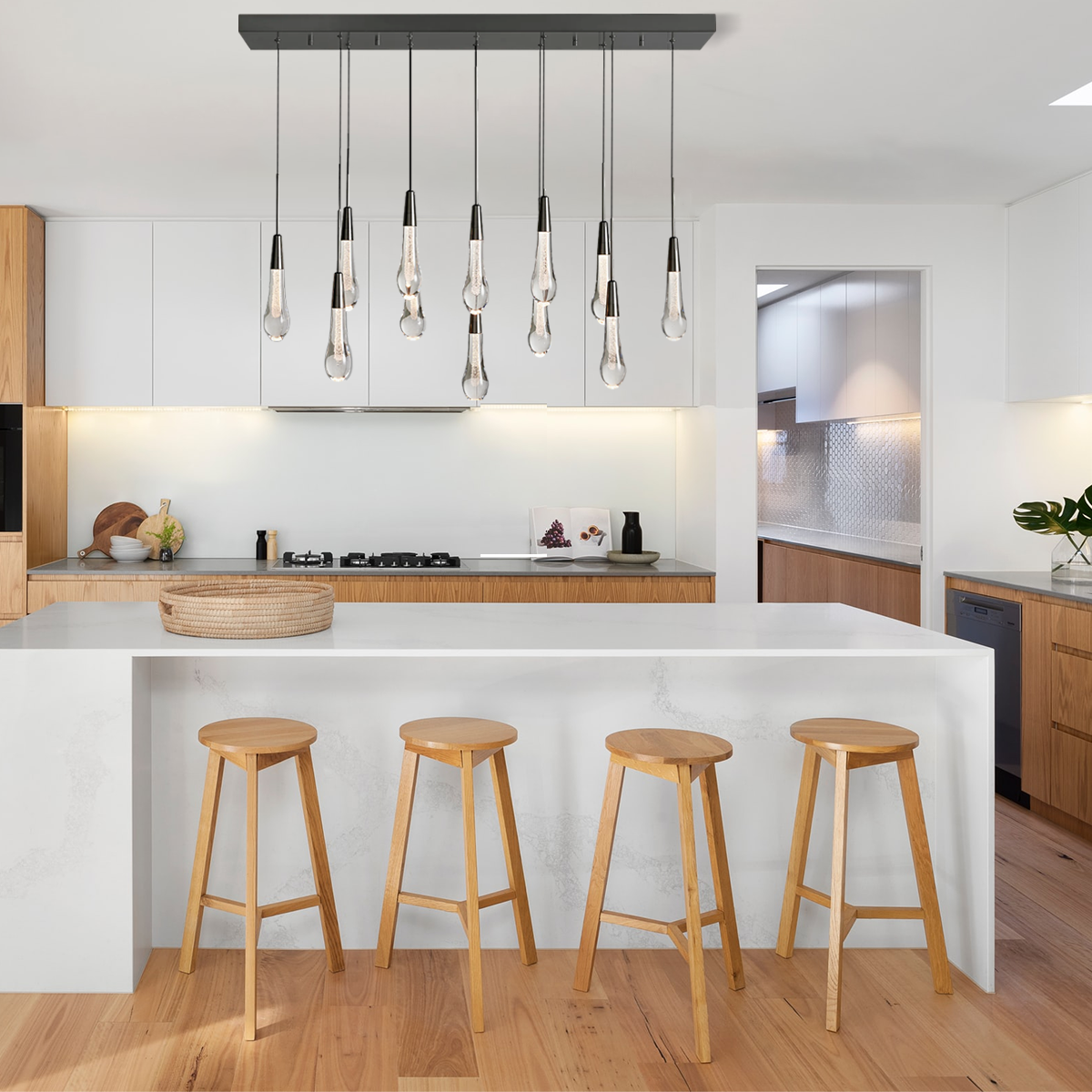 Soltaire Raindrop Glass Linear Chandelier