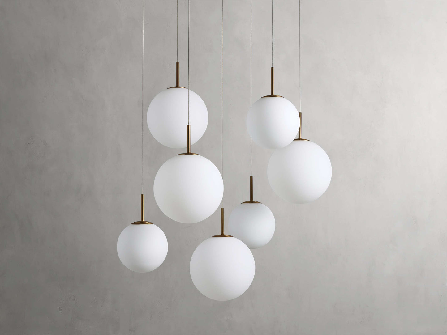 Casen Halo Cluster Round Chandelier