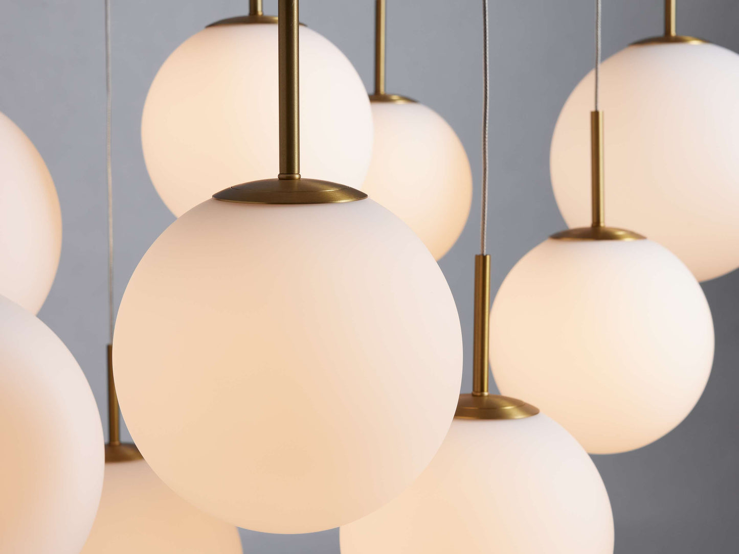 Casen Halo Cluster Round Chandelier
