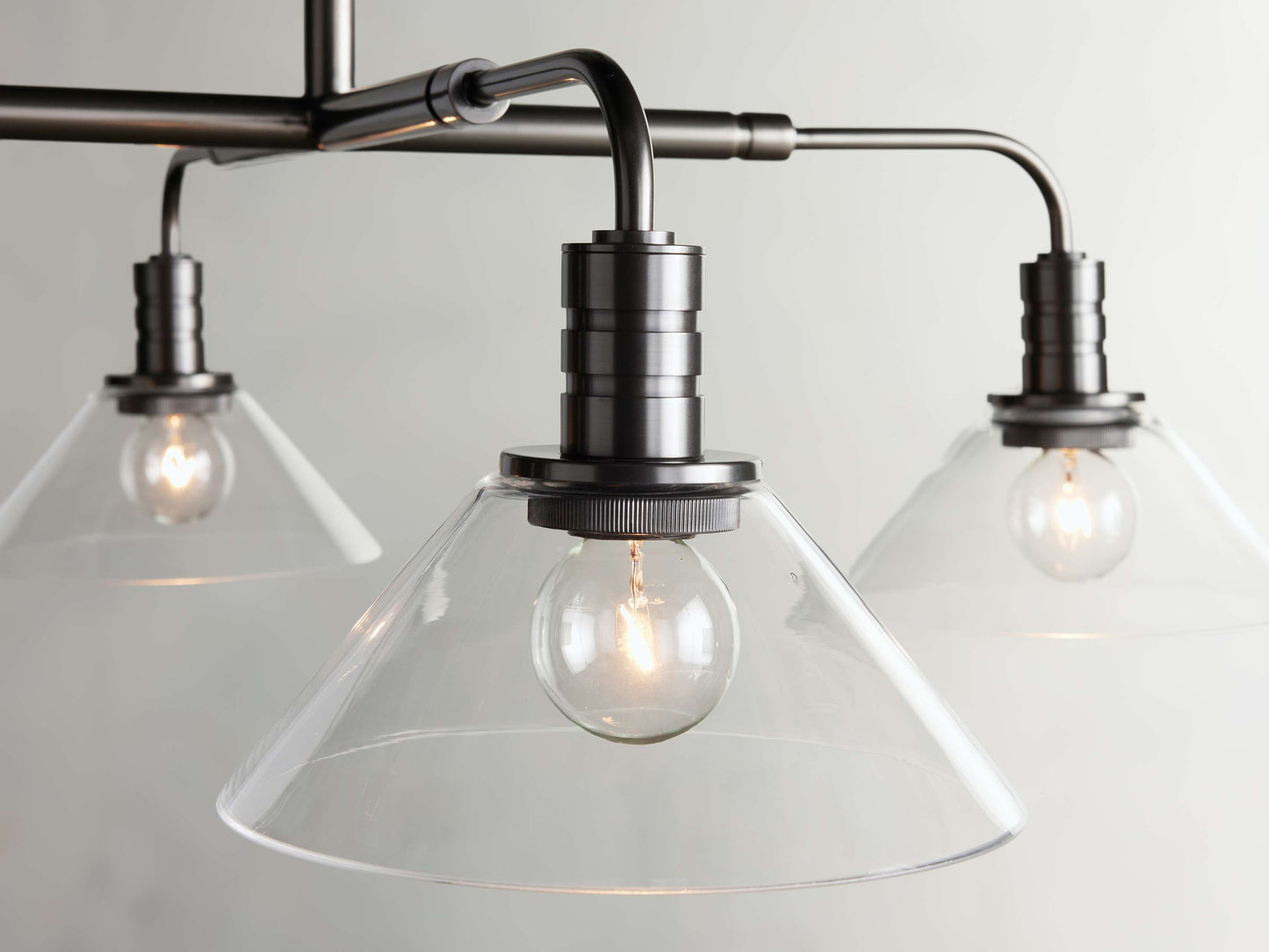 Theron Cone Cluster Round Chandelier