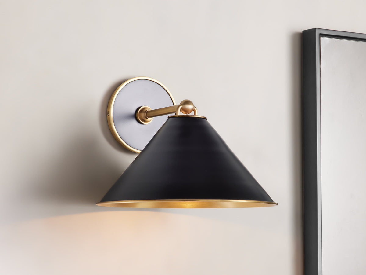 Arno Classic Minimalist Wall Sconce