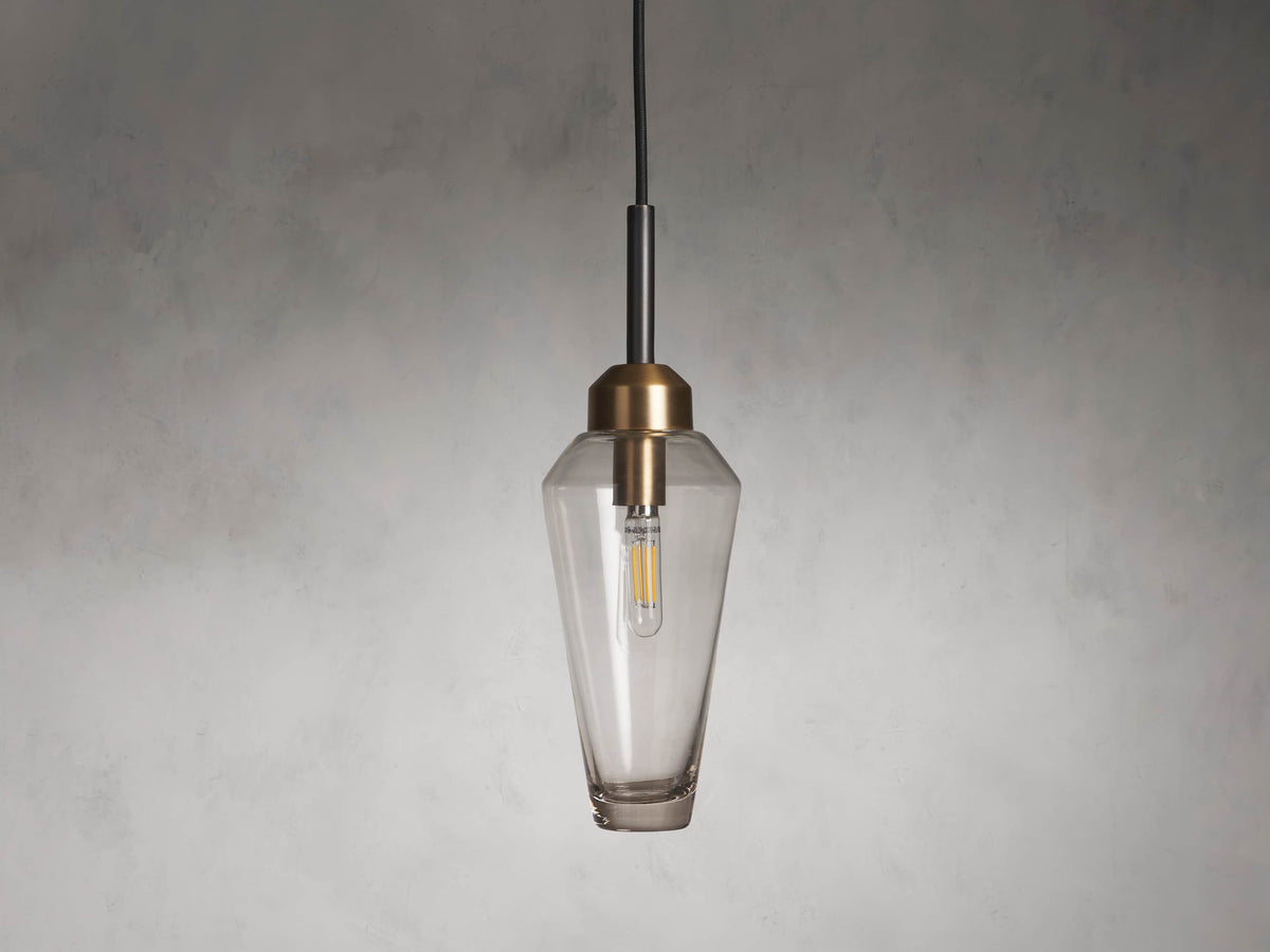 Arrow Minimal Focal Pendant Light