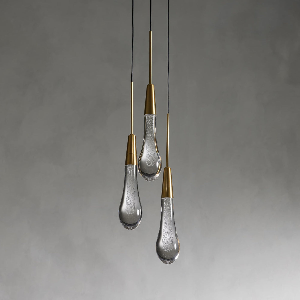 Soltaire Raindrop Glass Cluster Pendant Light