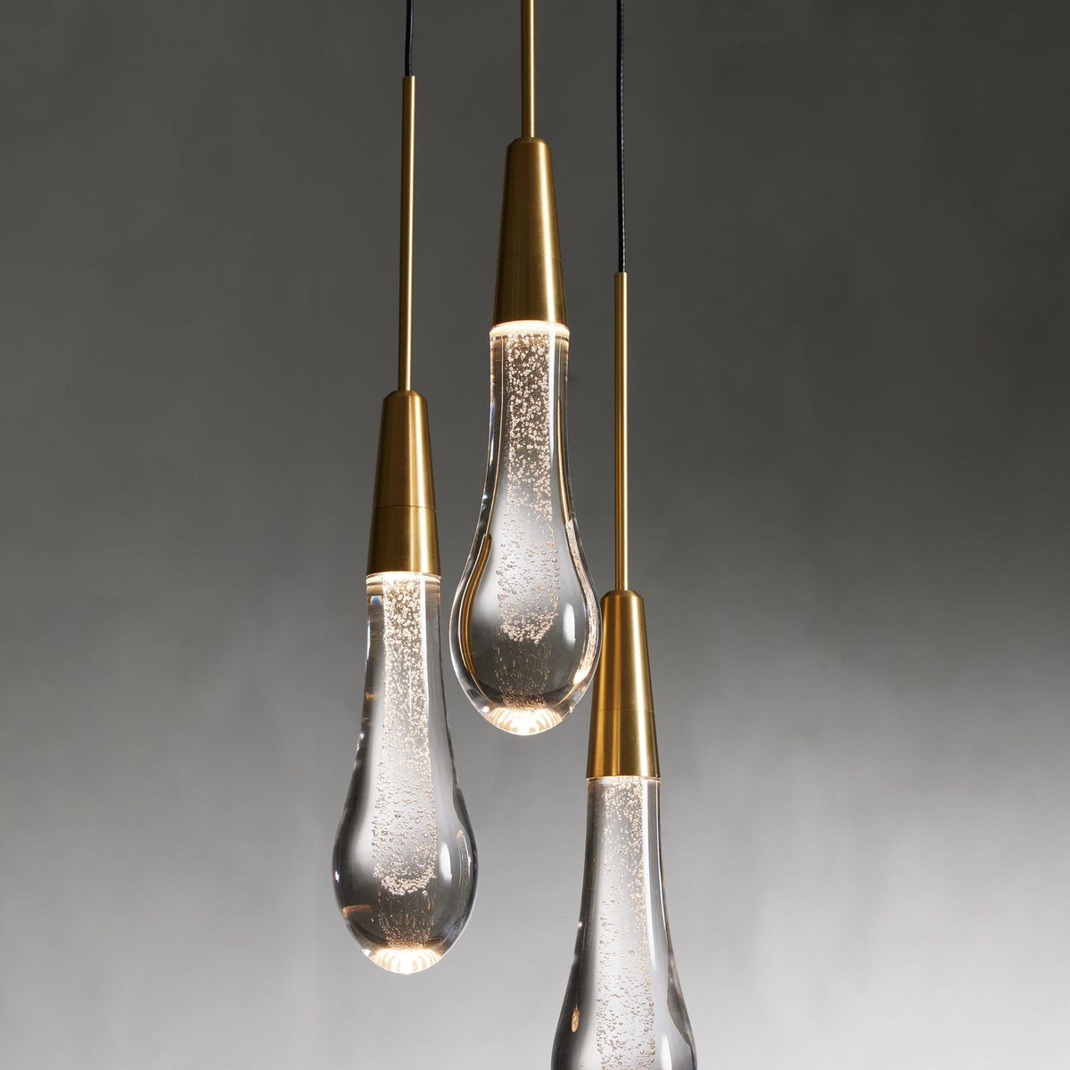 Soltaire Raindrop Glass Cluster Pendant Light