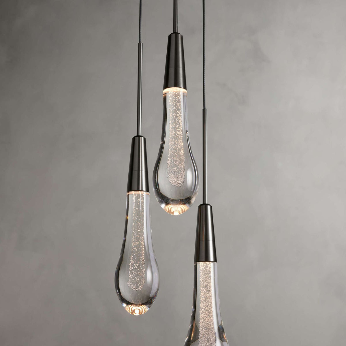 Soltaire Raindrop Glass Cluster Pendant Light