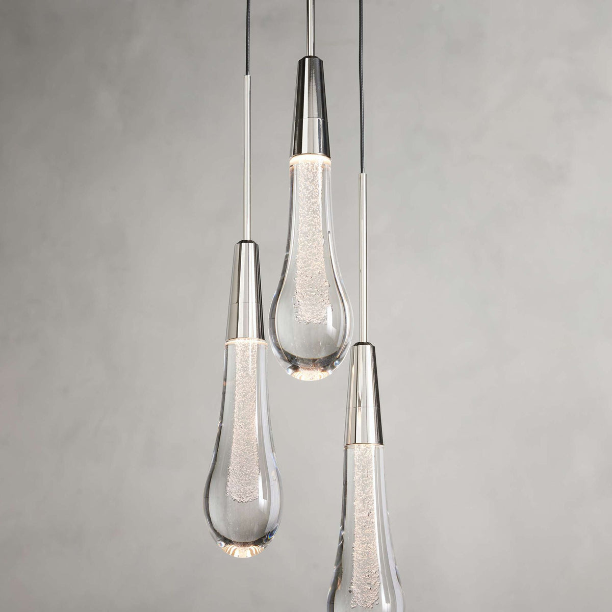 Soltaire Raindrop Glass Cluster Pendant Light