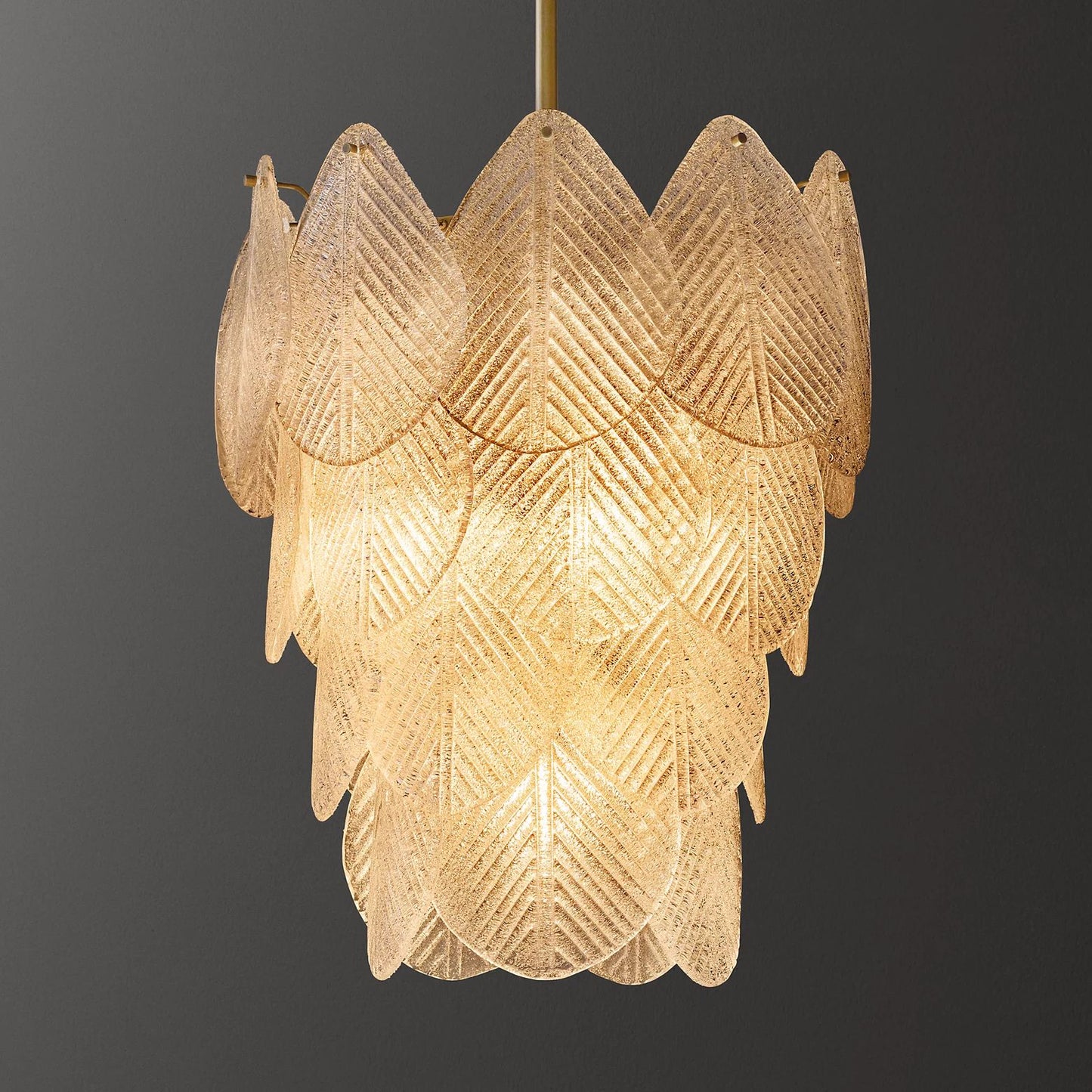 Vanero Pebble Leaf Round Chandelier