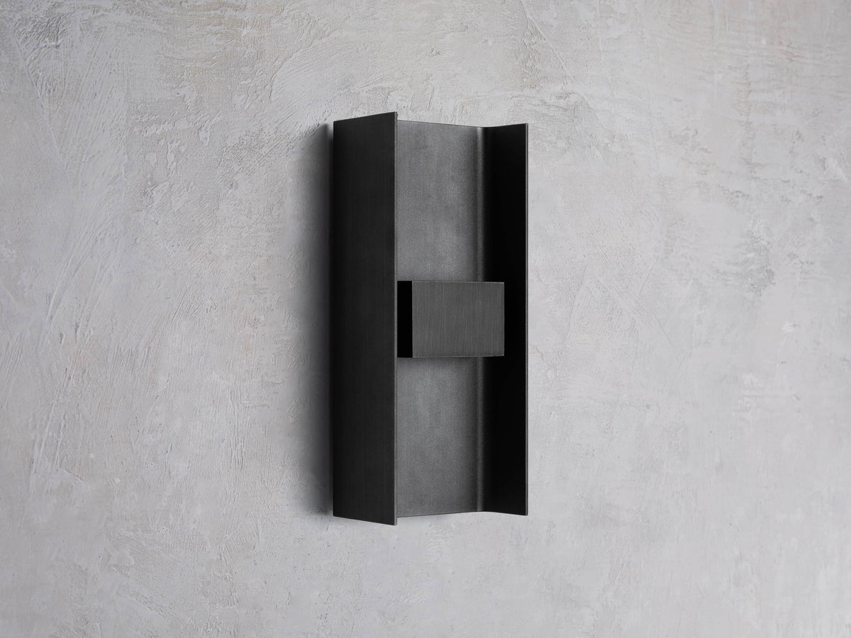 Sidney Vertical Edge Wall Sconce