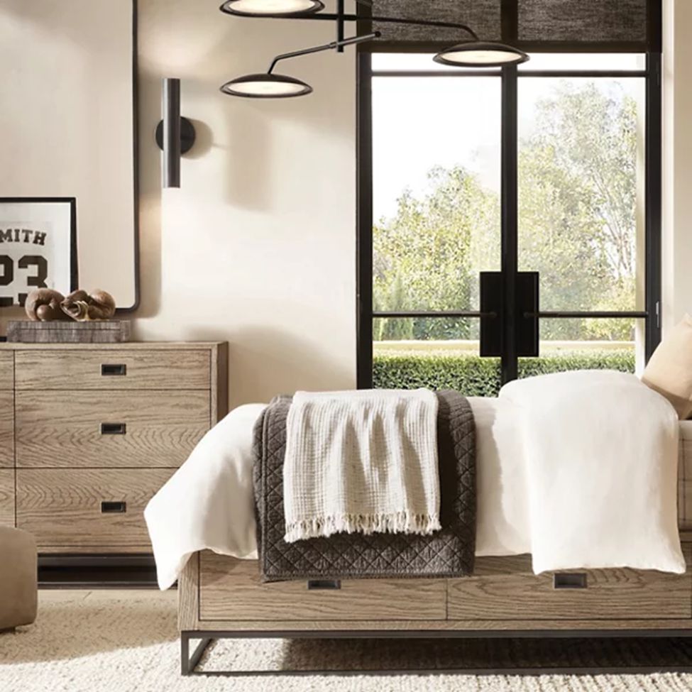 Asher Motion Orbit Round Chandelier