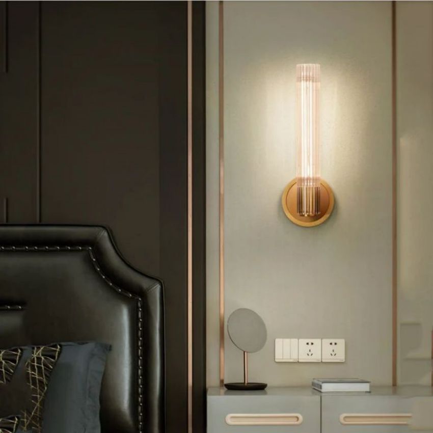 Vallon Etched Glass Wall Sconce