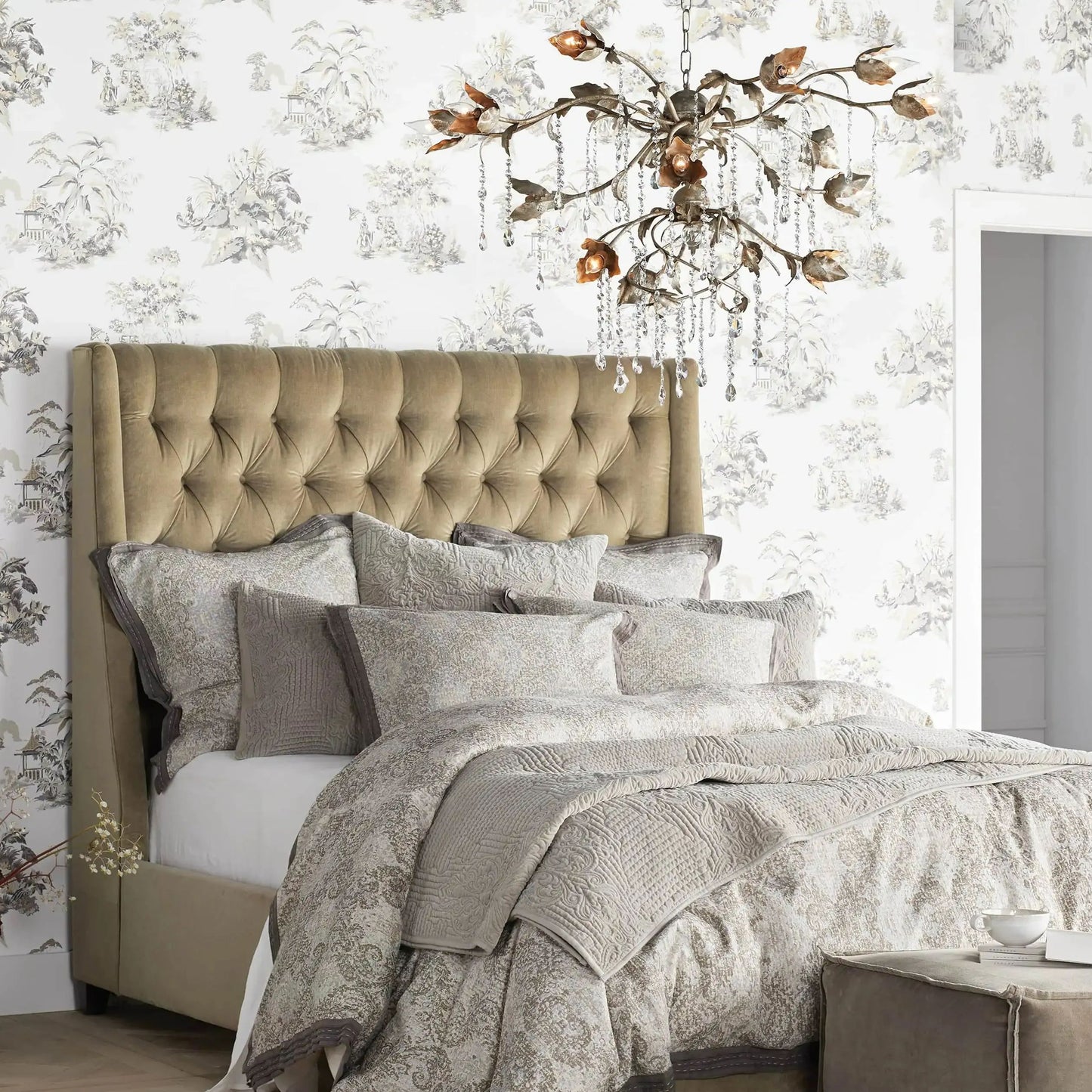 Viticcio Garden Vine Round Chandelier