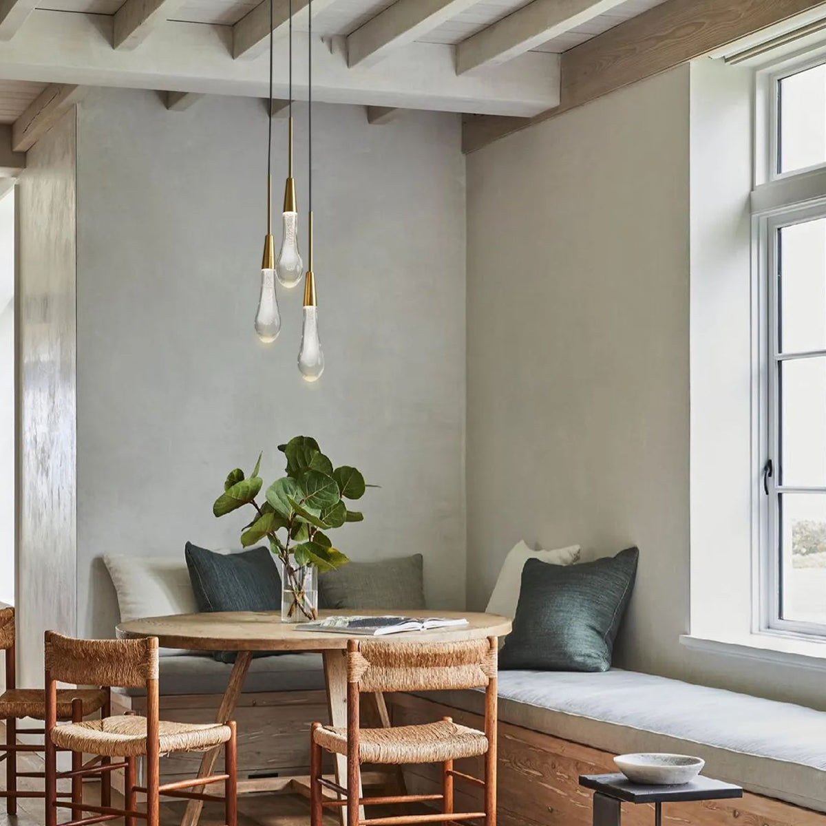 Soltaire Raindrop Crystal Cluster Pendant Light